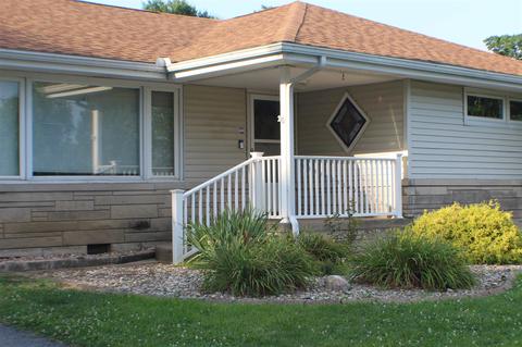 305 E Mulberry St, Converse, IN 46919 photo 2