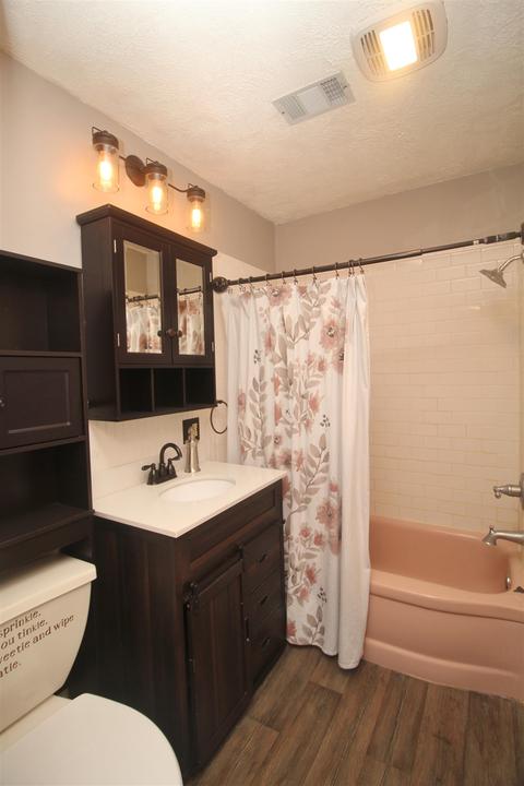 305 E Mulberry St, Converse, IN 46919 photo 9