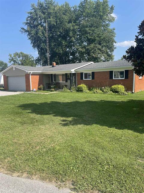 816 W Grissom Ave, Mitchell, IN 47446 photo 1