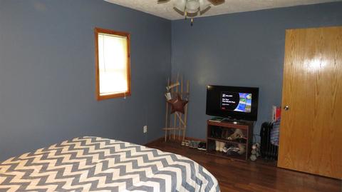 404 S Ohio St, Bicknell, IN 47512 photo 16