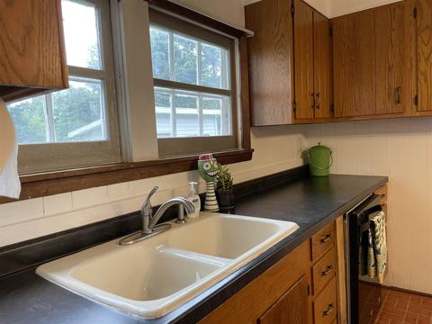 918 Walnut St, Oolitic, IN 47451 photo 2