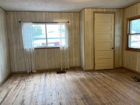 918 Walnut St, Oolitic, IN 47451 photo 6