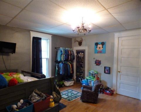 206 E Danner St, Elnora, IN 47529 photo 6