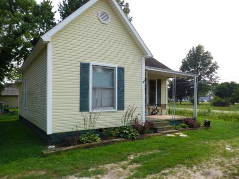 206 E Danner St, Elnora, IN 47529 photo 23