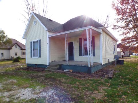 206 E Danner St, Elnora, IN 47529 photo 1