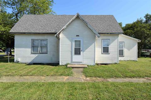 901 S Third St, Dugger, IN 47848 photo 2