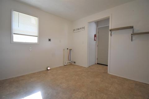 901 S Third St, Dugger, IN 47848 photo 4