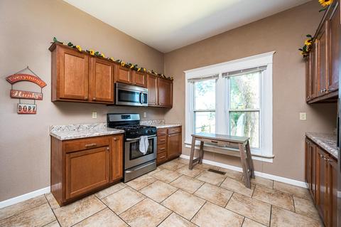 915 E Wayne St, Fort Wayne, IN 46803 photo 18