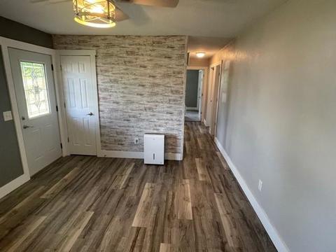 565 S Indiana St, Waterloo, IN 46793 photo 9