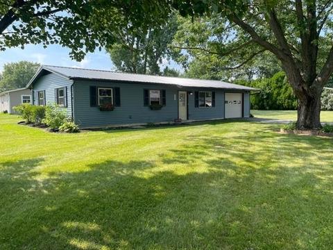 565 S Indiana St, Waterloo, IN 46793 photo 1