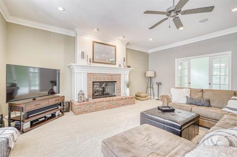 8213 E North Rd, Syracuse, IN 46567 photo 11