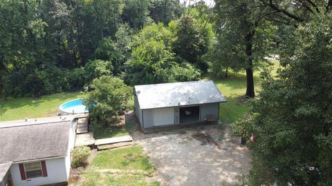 650 E 11th St, Bicknell, IN 47512 photo 4