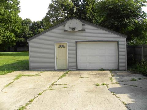 2015 Trinity St, Huntertown, IN 46748 photo 5