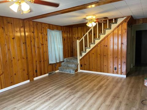 910 E Broadway St, Princeton, IN 47670 photo 3