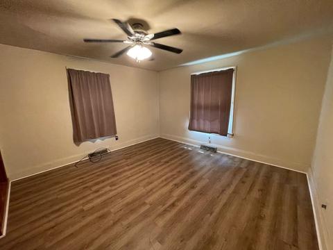 910 E Broadway St, Princeton, IN 47670 photo 4