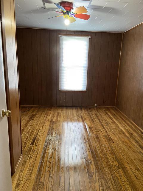 328 Wells Ave, Mitchell, IN 47446 photo 5