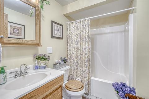 13808 Feighner Rd, Yoder, IN 46798 photo 12