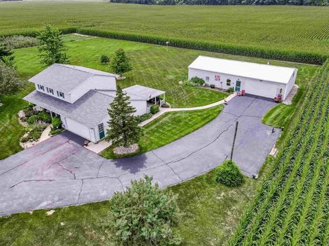 13808 Feighner Rd, Yoder, IN 46798 photo 4
