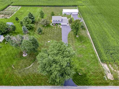 13808 Feighner Rd, Yoder, IN 46798 photo 3