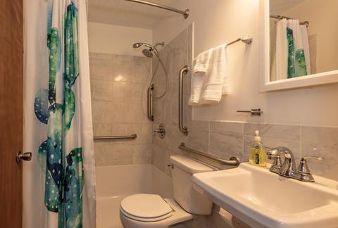 1347 E Browning Ct, Bloomington, IN 47401 photo 12