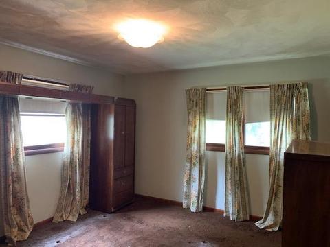 2209 E Apache Ln, Vincennes, IN 47591 photo 8