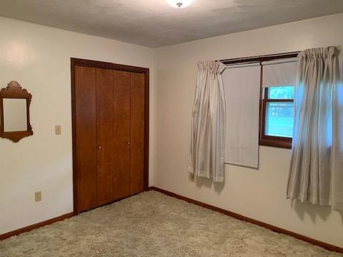 2209 E Apache Ln, Vincennes, IN 47591 photo 12