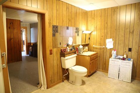 401 W Frank St, Mitchell, IN 47446 photo 17