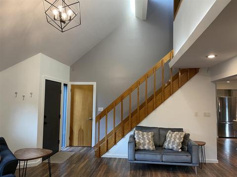 2504 E Covenanter Dr, Bloomington, IN 47401 photo 5