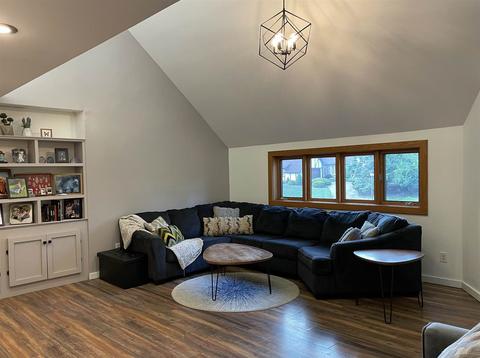 2504 E Covenanter Dr, Bloomington, IN 47401 photo 3