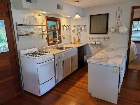9003 E Circle Dr, Syracuse, IN 46567 photo 8