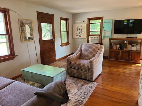 9003 E Circle Dr, Syracuse, IN 46567 photo 11