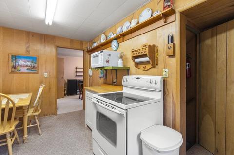 312 E High St, Garrett, IN 46738 photo 12