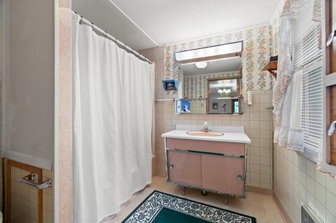 312 E High St, Garrett, IN 46738 photo 7