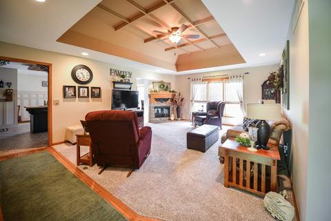 3536 Franklin Dr, Auburn, IN 46706 photo 5