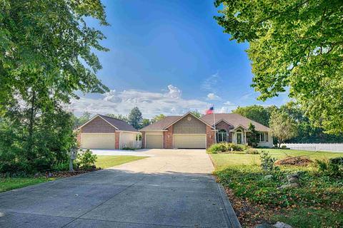 3536 Franklin Dr, Auburn, IN 46706 photo 1