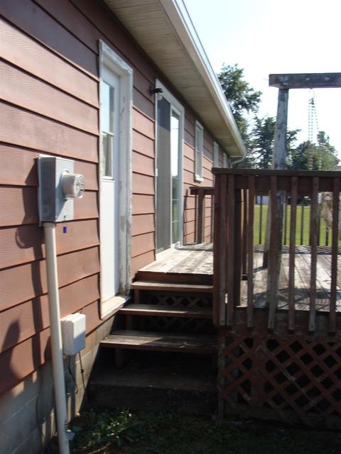 246 Bartlett Dr, Mitchell, IN 47446 photo 4