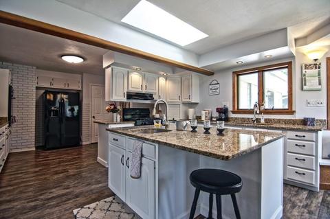 52032 Grape Rd, Granger, IN 46530 photo 4