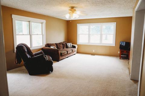 503 N 8th St, Mitchell, IN 47446 photo 2