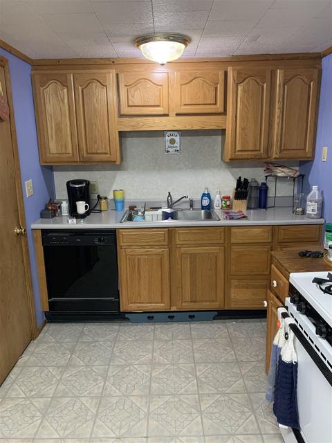 143 N Ash St, Redkey, IN 47373 photo 4