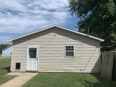 143 N Ash St, Redkey, IN 47373 photo 3