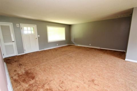210 E Clark St, Flora, IN 46929 photo 8