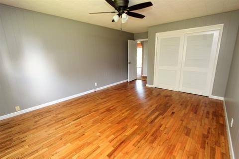 210 E Clark St, Flora, IN 46929 photo 11