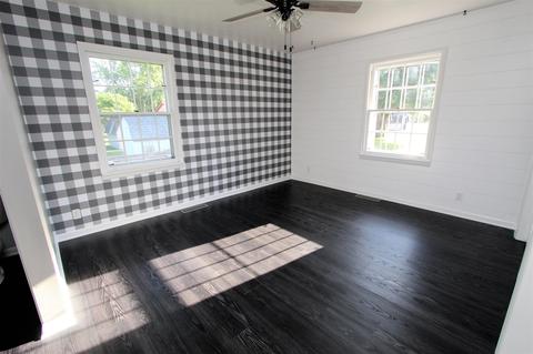 210 E Clark St, Flora, IN 46929 photo 18