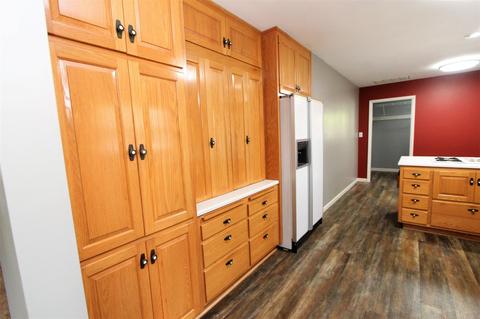 210 E Clark St, Flora, IN 46929 photo 5
