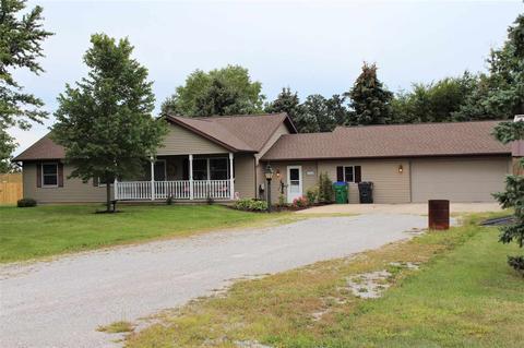 14520 Smith Rd, Yoder, IN 46798 photo 2