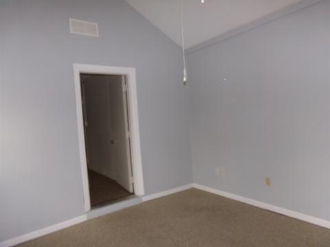 1002 E Fairview Ave, South Bend, IN 46614 photo 11