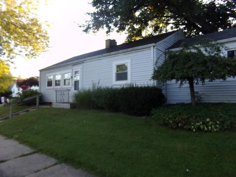 1002 E Fairview Ave, South Bend, IN 46614 photo 2