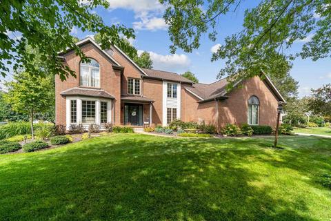 51555 Fox Pointe Ln, Granger, IN 46530 photo 1