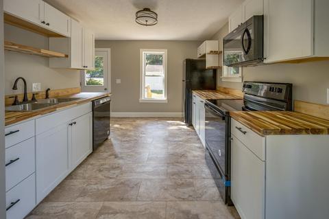 215 E Harrison Ave, Wabash, IN 46992 photo 8