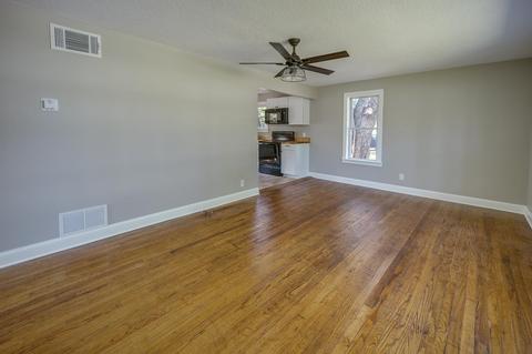 215 E Harrison Ave, Wabash, IN 46992 photo 6